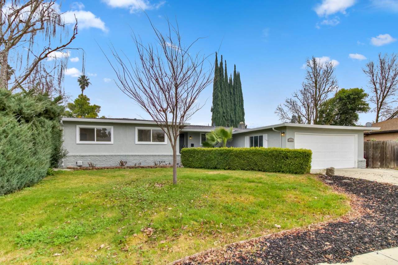 7341 Stanwood Way - Photo 1