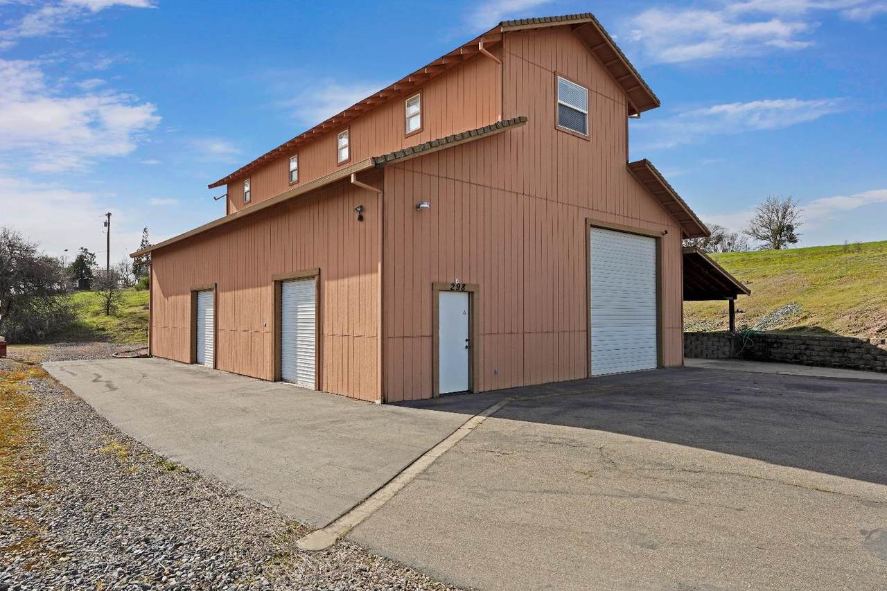 298 Oak Hollow Lane - Photo 1