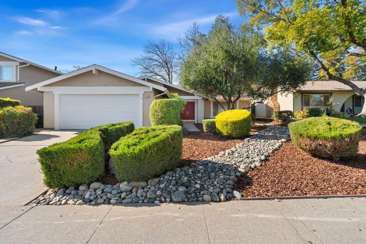 5865 Esrig Way - Photo 1
