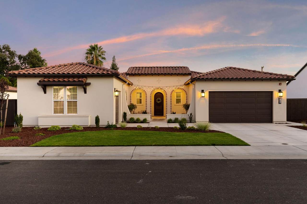 3420 Grove Circle - Photo 1