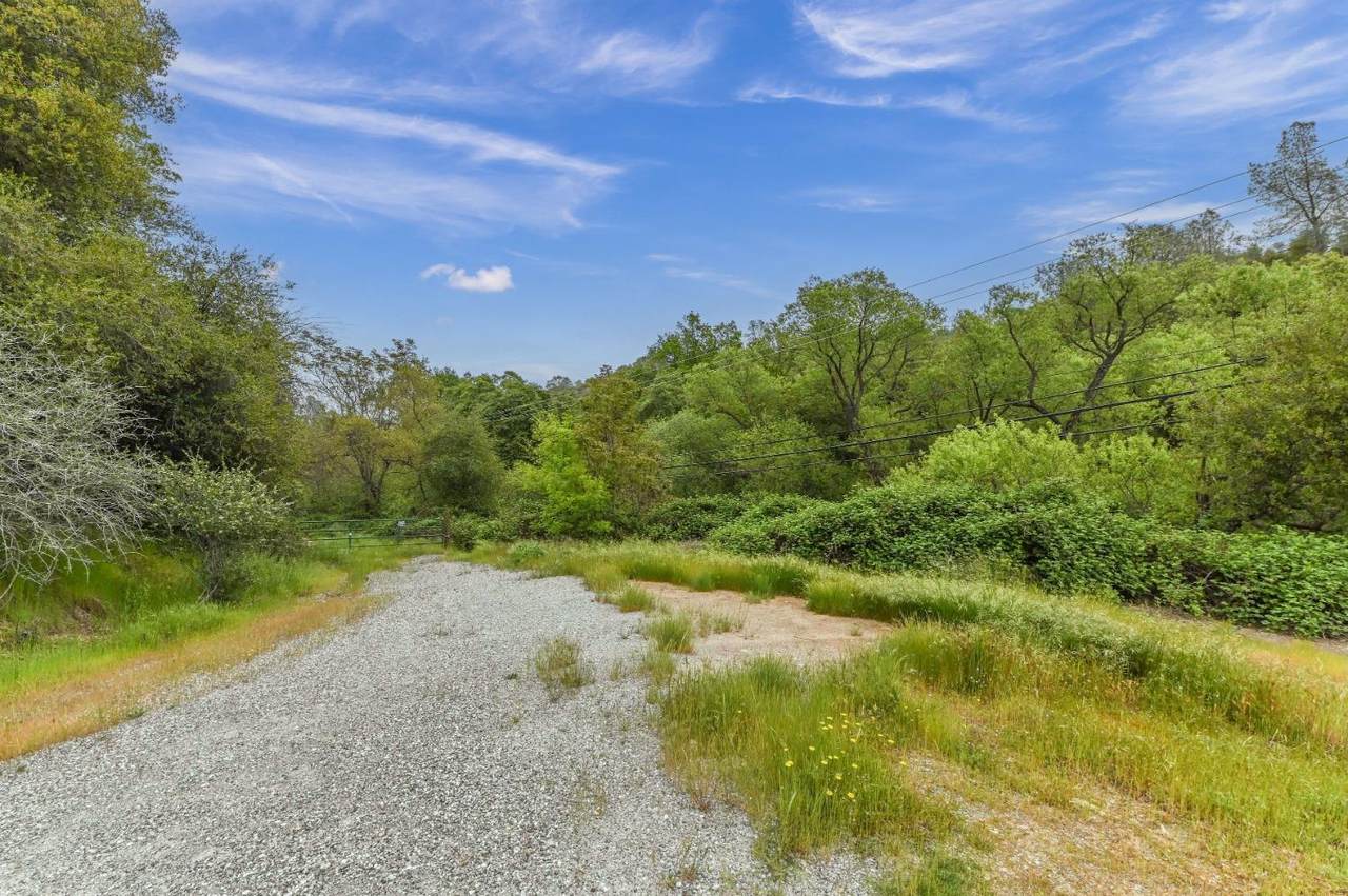 34 Foothill Village Drive - Photo 1