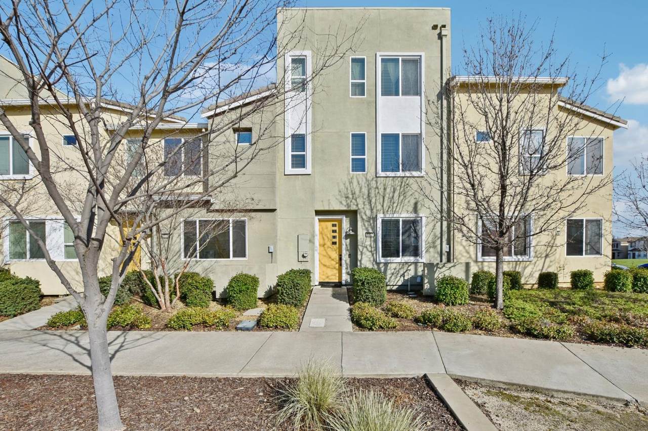 3237 Bridgeway Drive - Photo 1