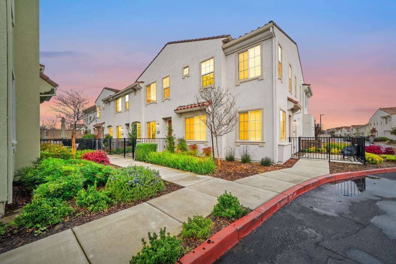 5301 Commerce Way - Photo 1