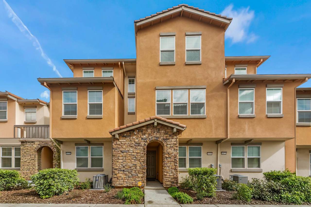 4474 Corse Walk - Photo 1