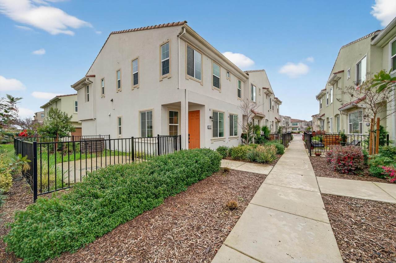 5301 East Commerce Way - Photo 1