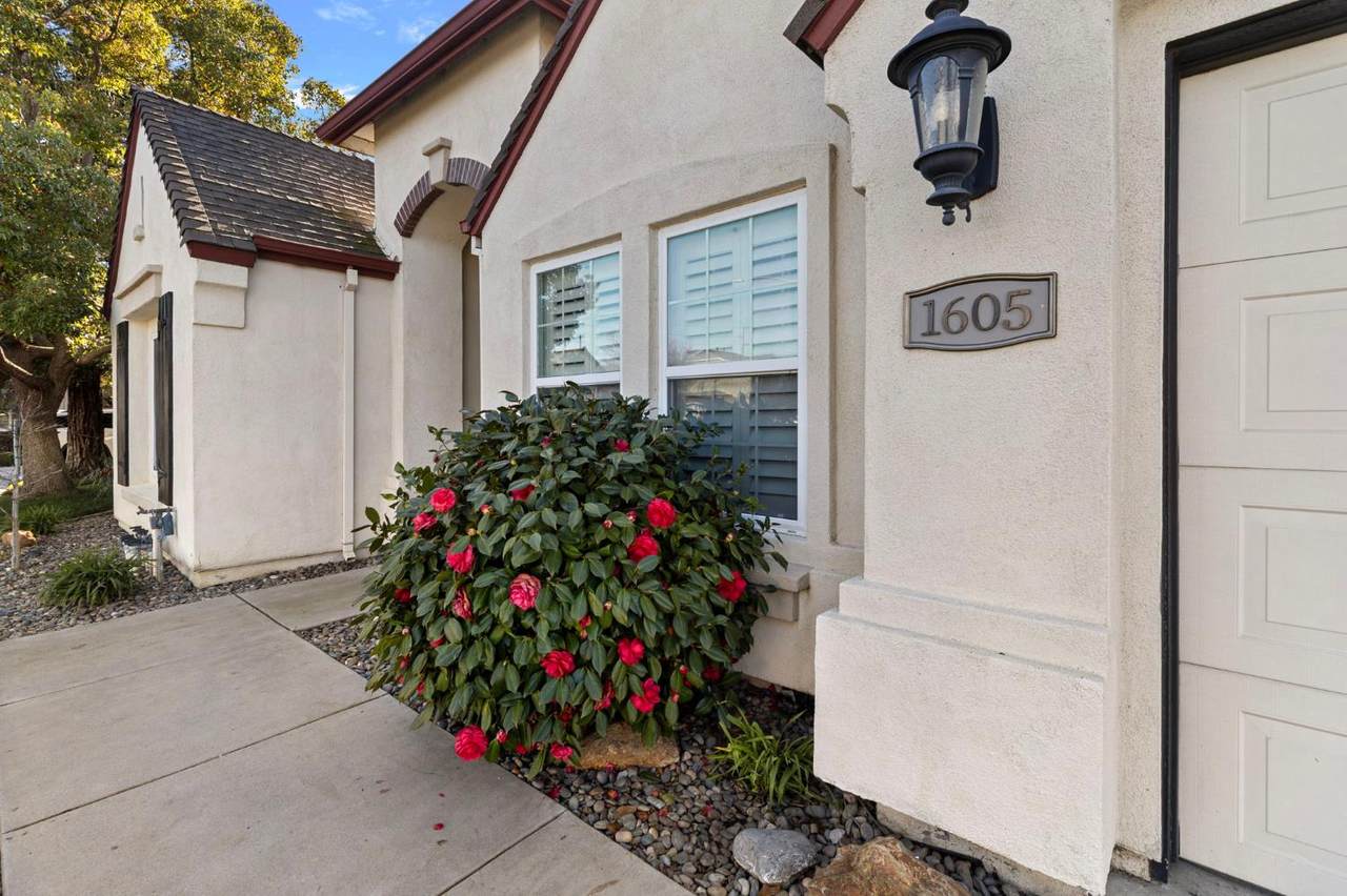 https://bt-photos.global.ssl.fastly.net/sacramento/1280_boomver_1_561042500-2.jpg