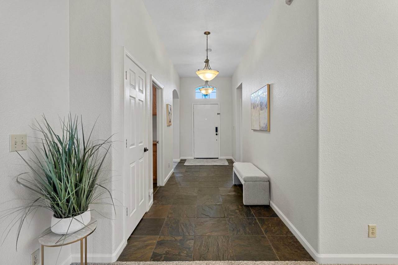https://bt-photos.global.ssl.fastly.net/sacramento/1280_boomver_1_561042500-2.jpg