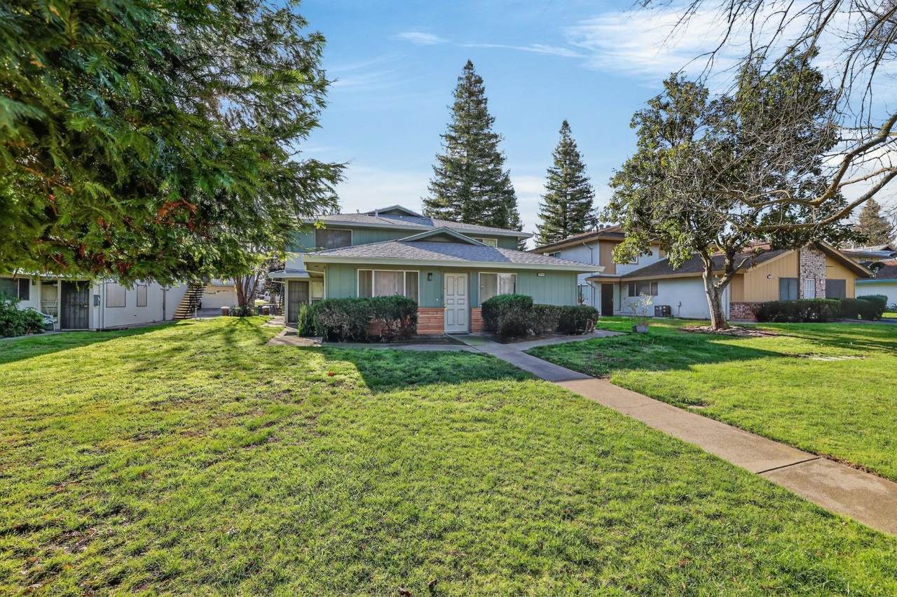 6442 Auburn - Photo 1