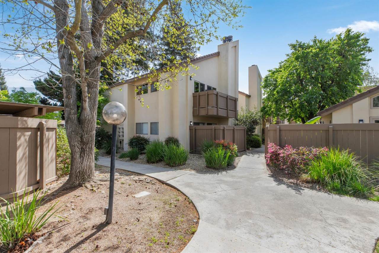 3701 Colonial Drive - Photo 1