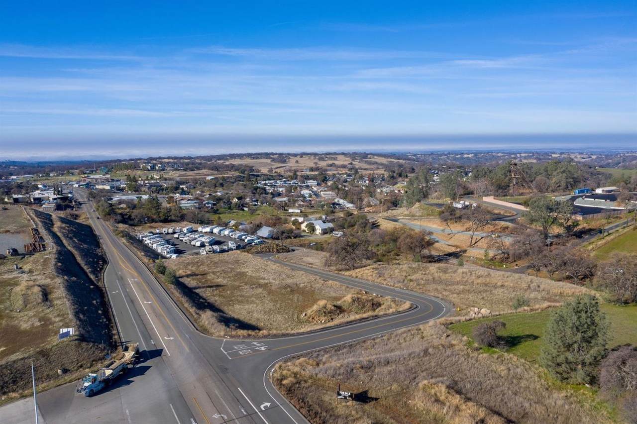 135 Central Eureka Drive - Photo 1