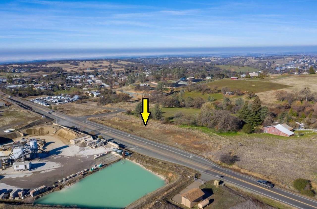 140 Central Eureka Drive - Photo 1