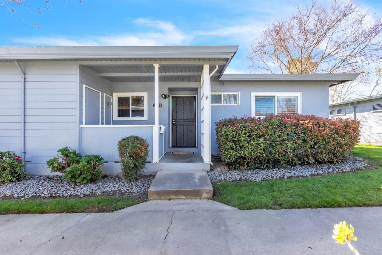 2869 Santa Paula Ct - Photo 1