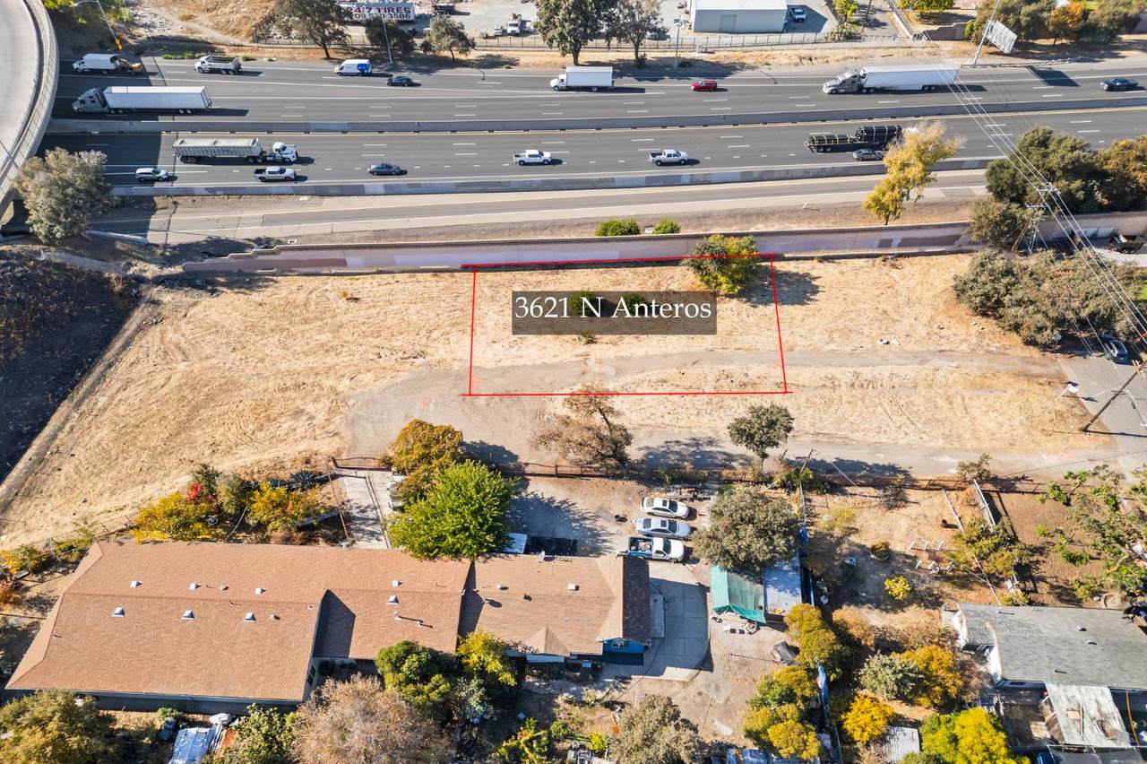 3621 N Anteros - Photo 1