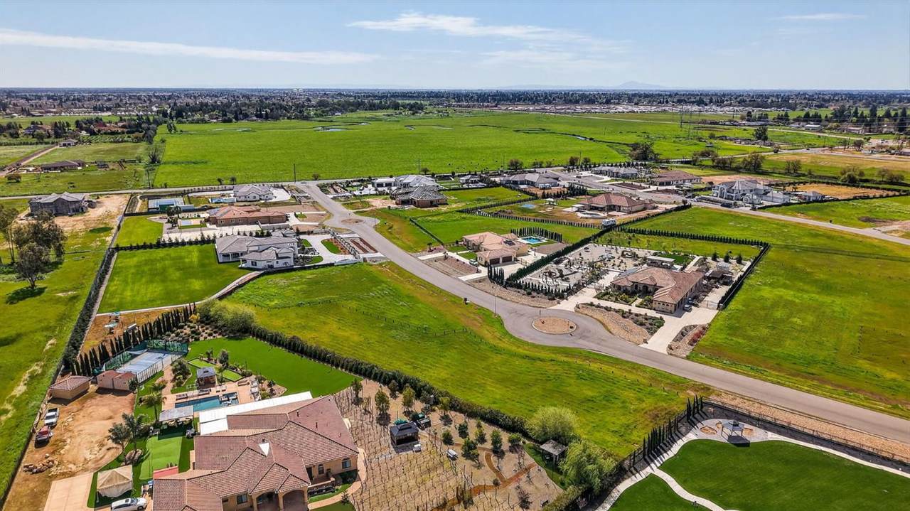https://bt-photos.global.ssl.fastly.net/sacramento/1280_boomver_1_561048843-2.jpg