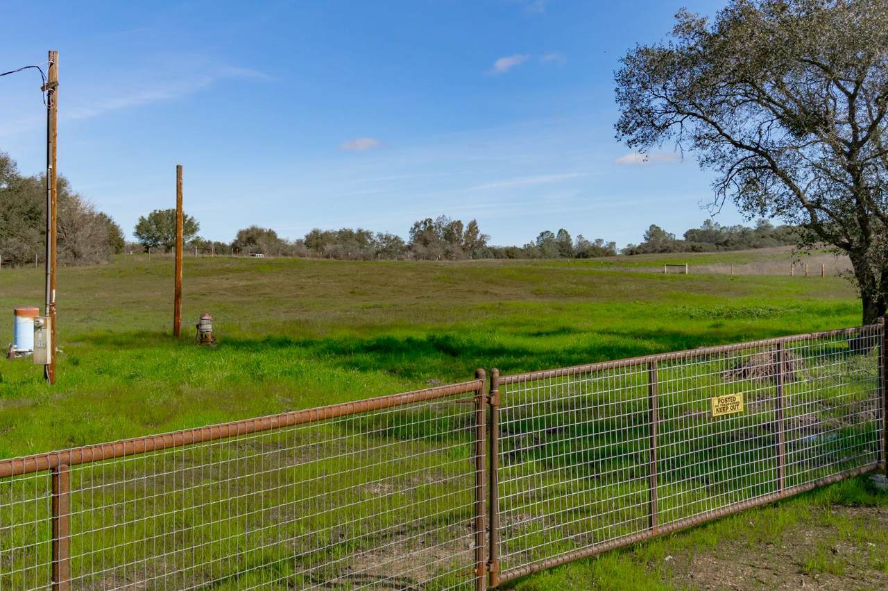 260 State Highway 16 - Photo 1