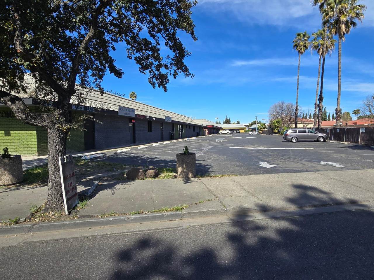 75 March Lane - Photo 1