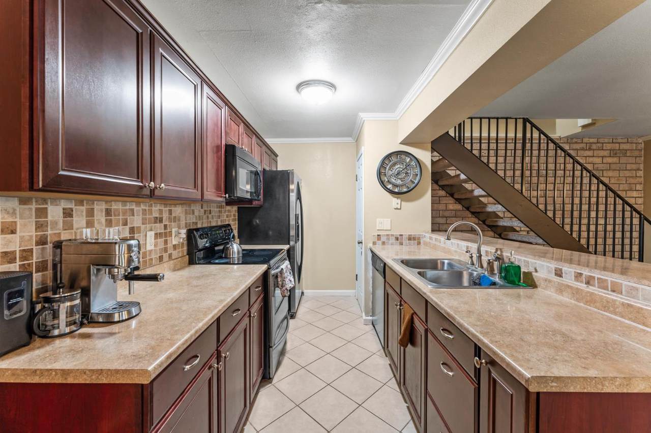 https://bt-photos.global.ssl.fastly.net/sacramento/1280_boomver_1_561051445-2.jpg