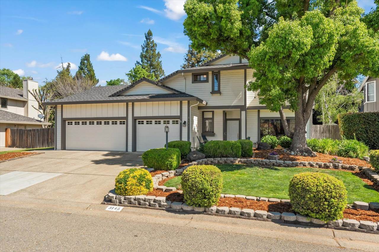 3145 Clermont Way - Photo 1