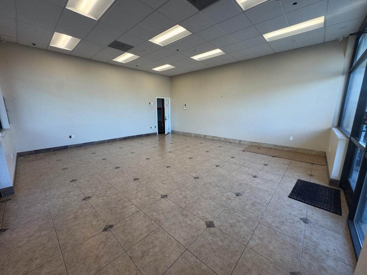 https://bt-photos.global.ssl.fastly.net/sacramento/orig_boomver_1_561052087-2.jpg