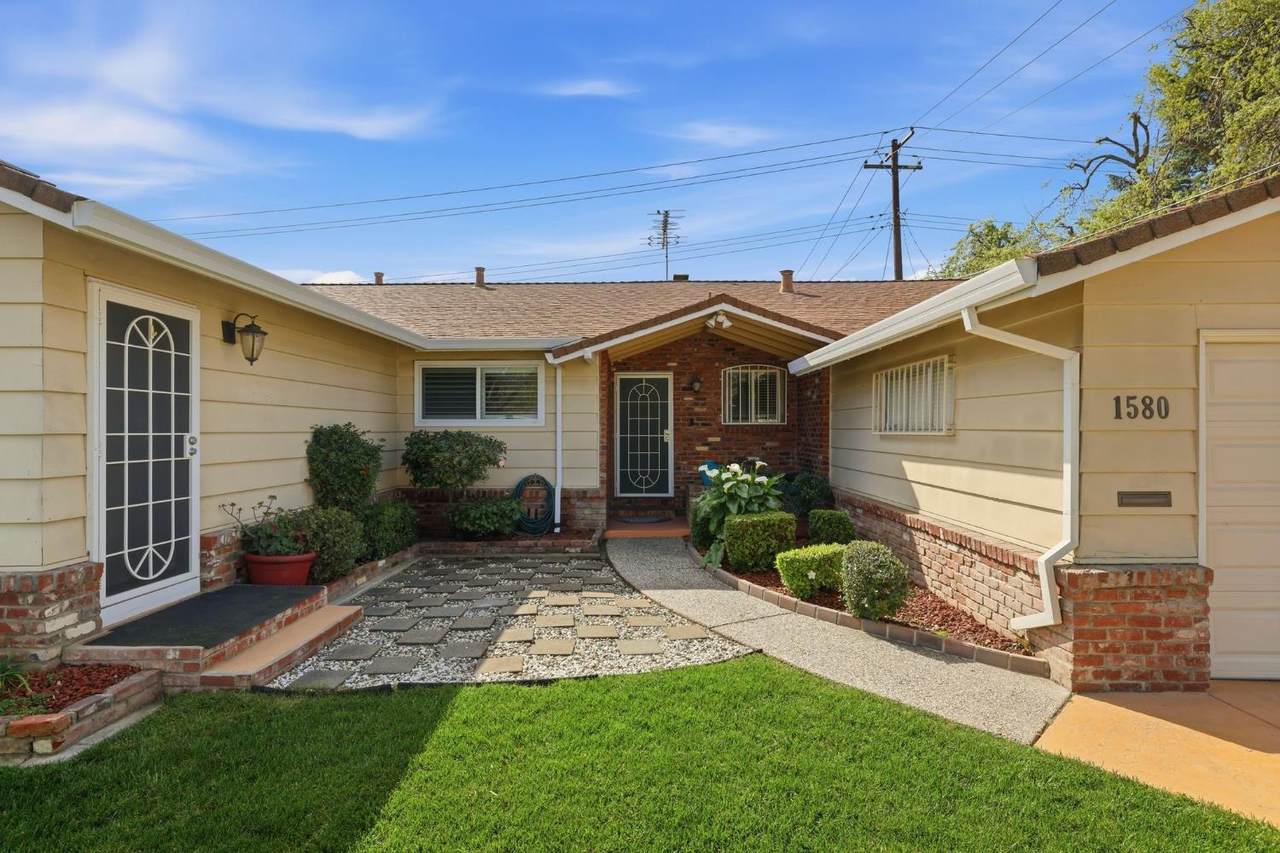 https://bt-photos.global.ssl.fastly.net/sacramento/1280_boomver_1_561054754-2.jpg