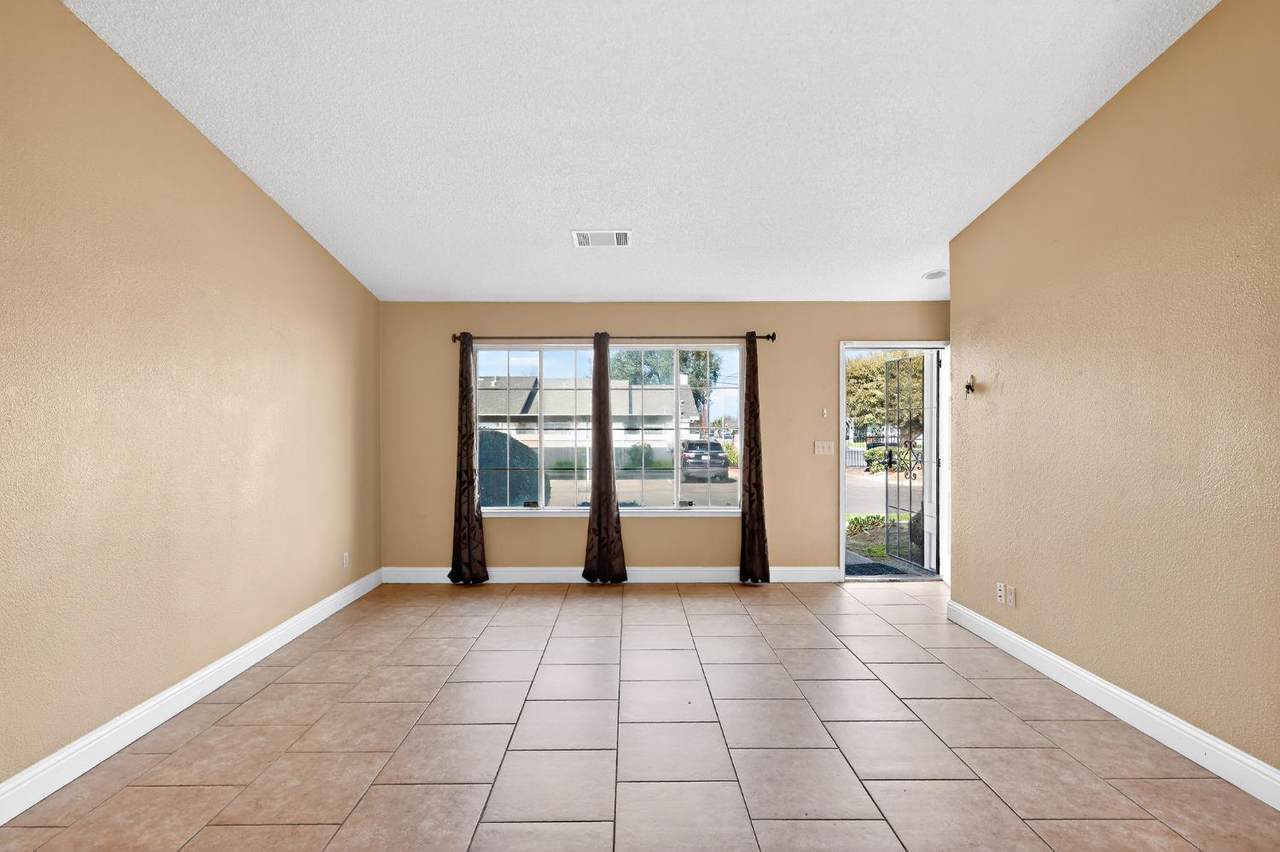 https://bt-photos.global.ssl.fastly.net/sacramento/1280_boomver_1_561055231-2.jpg