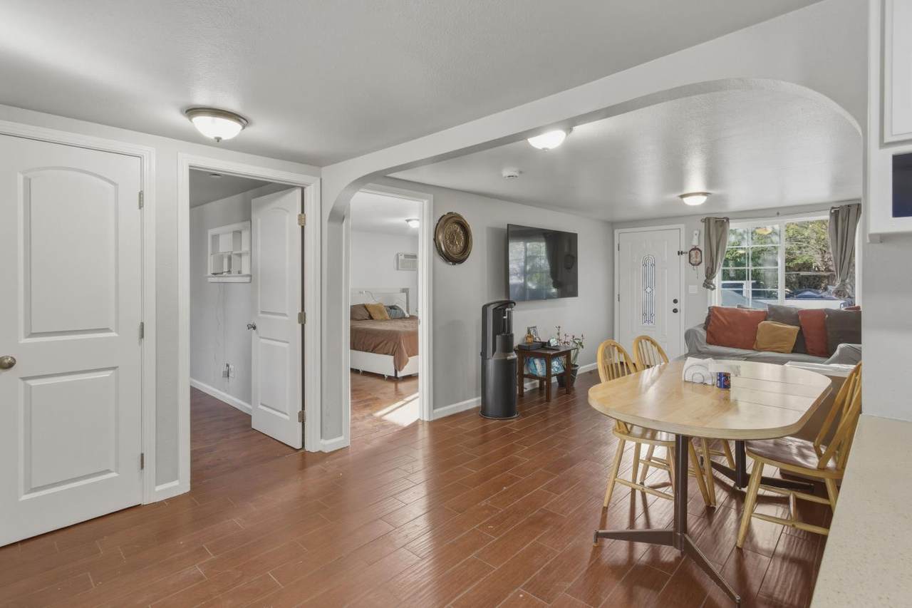 https://bt-photos.global.ssl.fastly.net/sacramento/1280_boomver_1_561055831-2.jpg