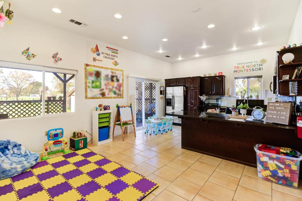 https://bt-photos.global.ssl.fastly.net/sacramento/1280_boomver_1_561056555-2.jpg