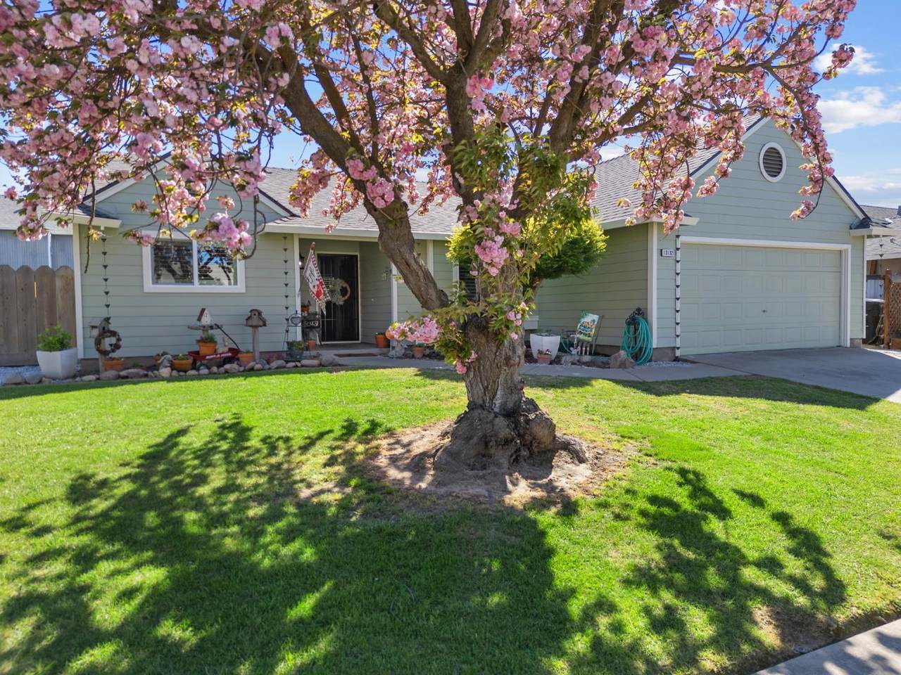 https://bt-photos.global.ssl.fastly.net/sacramento/1280_boomver_1_561057865-2.jpg