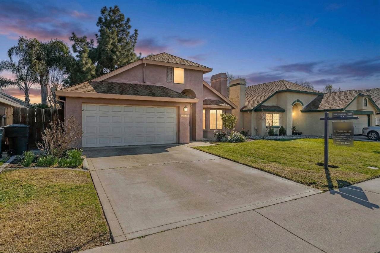 3668 Veneman Avenue - Photo 1