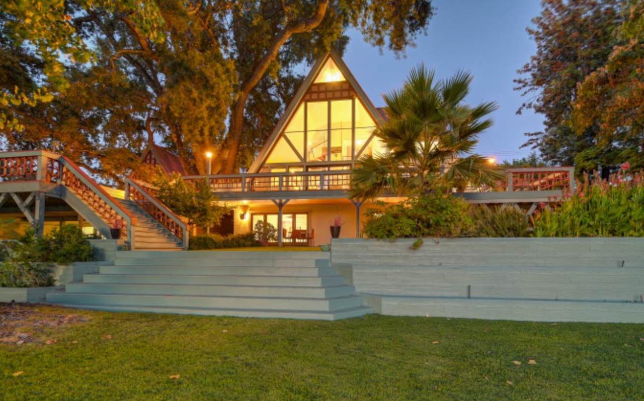 https://bt-photos.global.ssl.fastly.net/sacramento/1280_boomver_1_561059195-2.jpg
