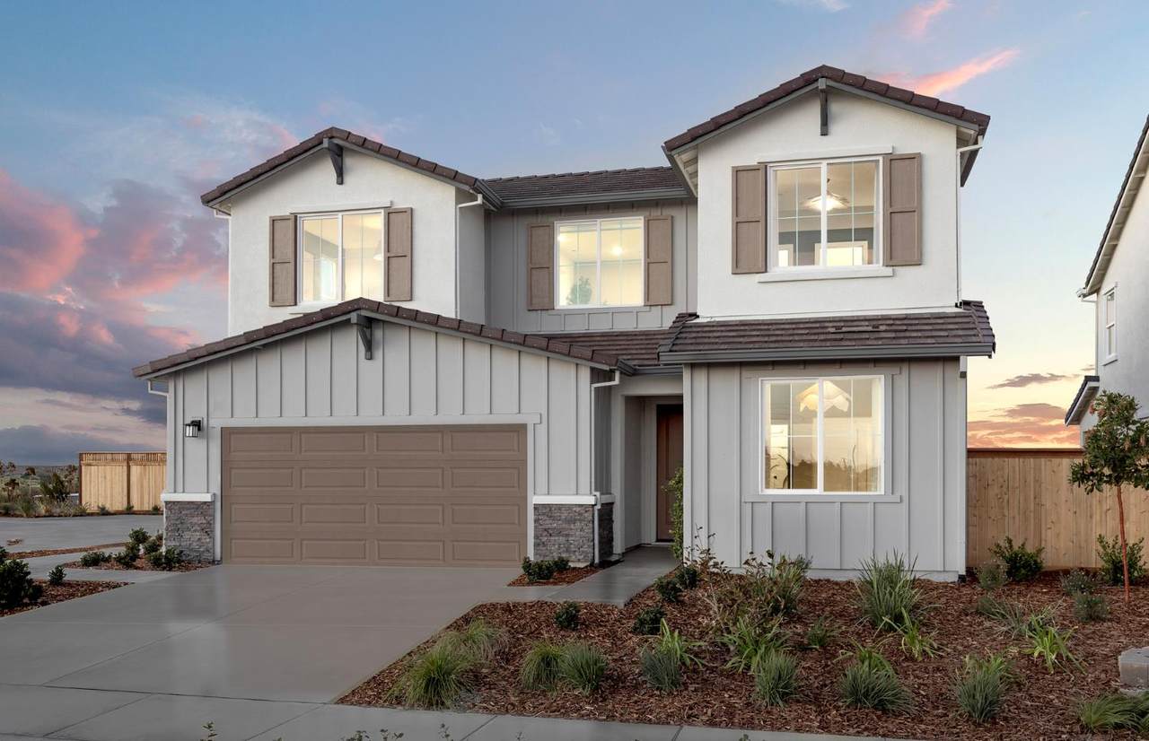 2073 Warp Avenue - Photo 1
