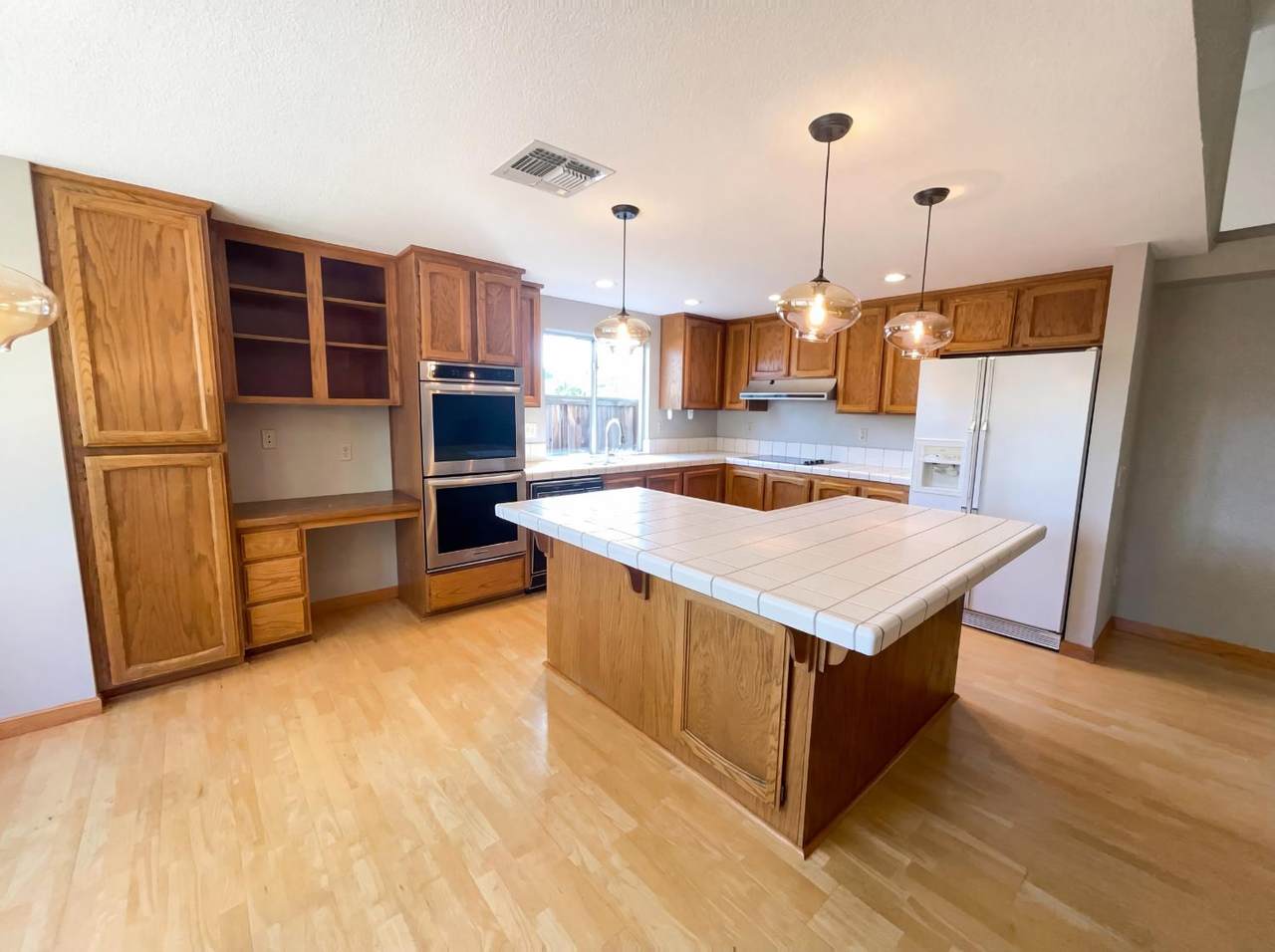 https://bt-photos.global.ssl.fastly.net/sacramento/1280_boomver_1_561059278-2.jpg