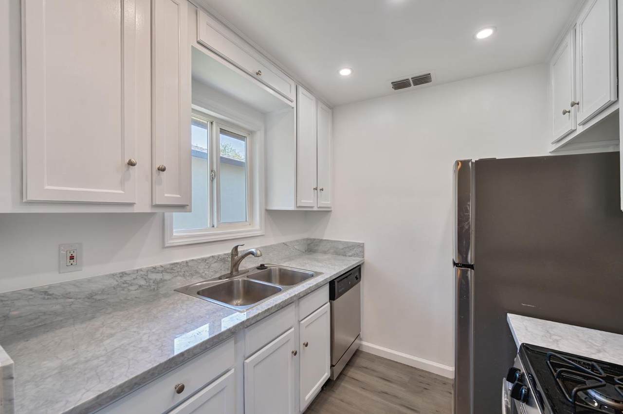 5758 Walerga Road - Photo 1