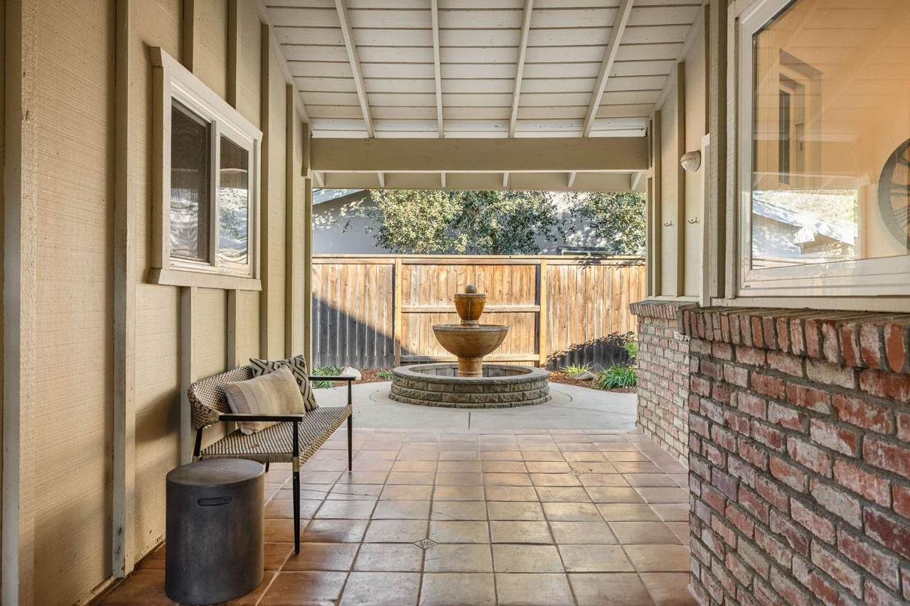 https://bt-photos.global.ssl.fastly.net/sacramento/1280_boomver_1_561059579-2.jpg