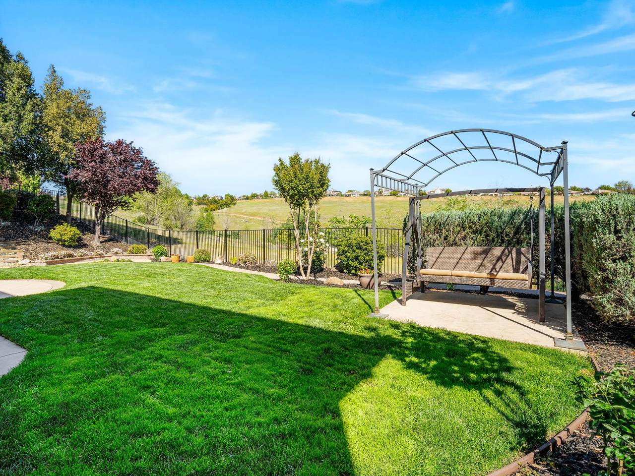 https://bt-photos.global.ssl.fastly.net/sacramento/1280_boomver_1_561059587-2.jpg