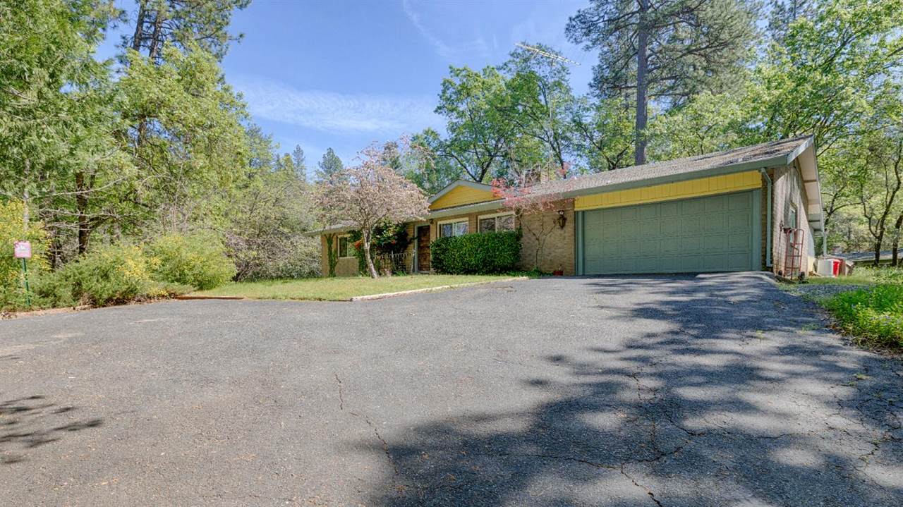 396 Golden Oak Dr - Photo 1