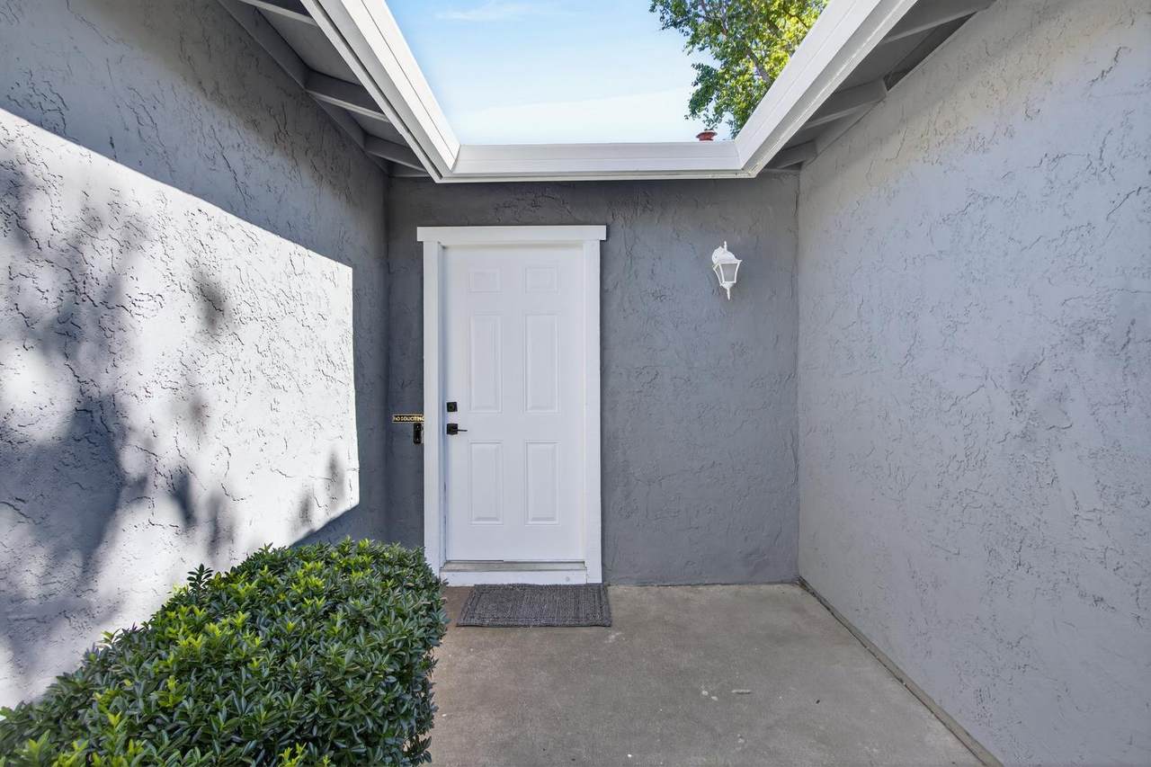 https://bt-photos.global.ssl.fastly.net/sacramento/1280_boomver_1_561060173-2.jpg