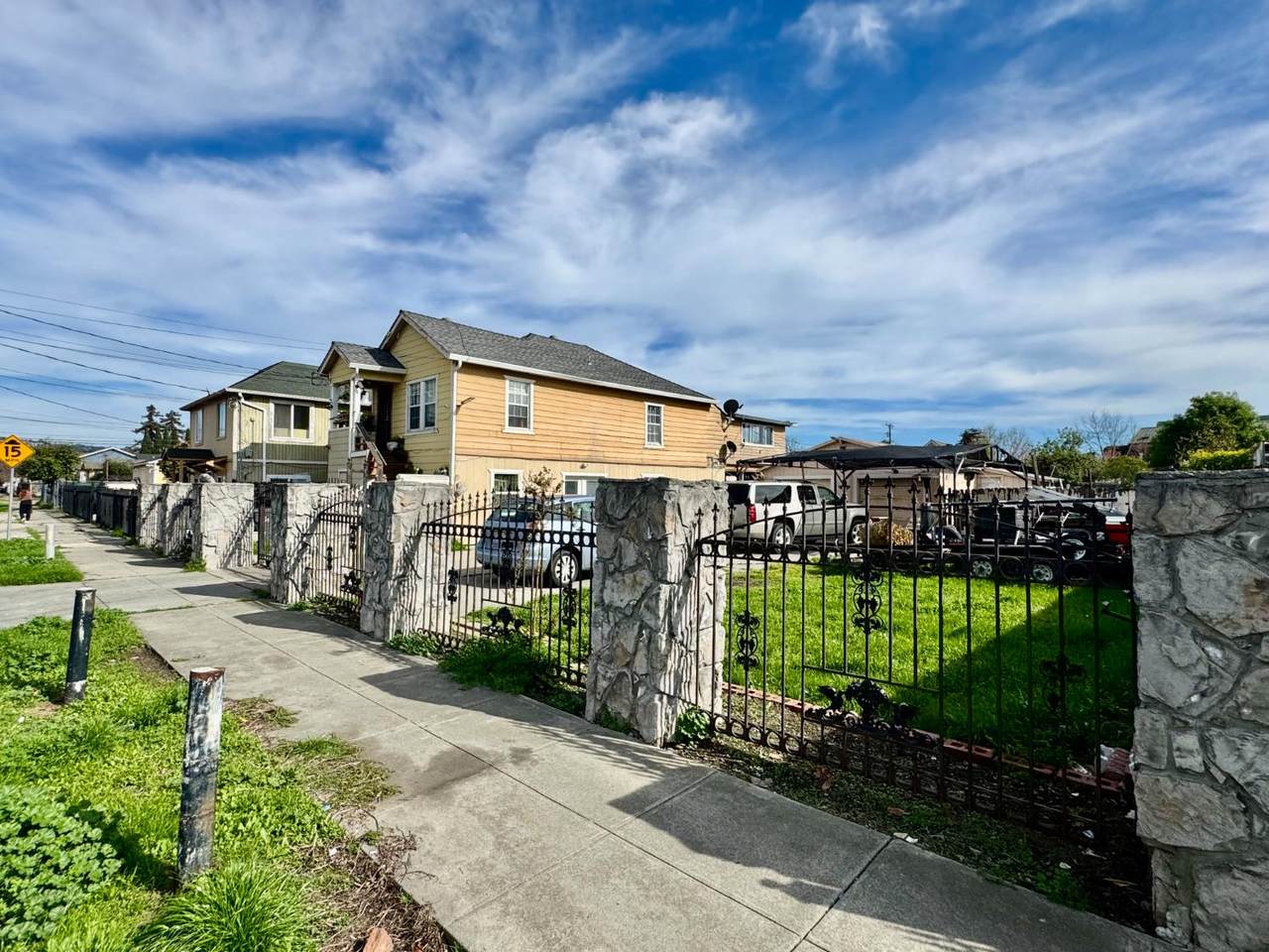 https://bt-photos.global.ssl.fastly.net/sacramento/1280_boomver_1_561060283-2.jpg