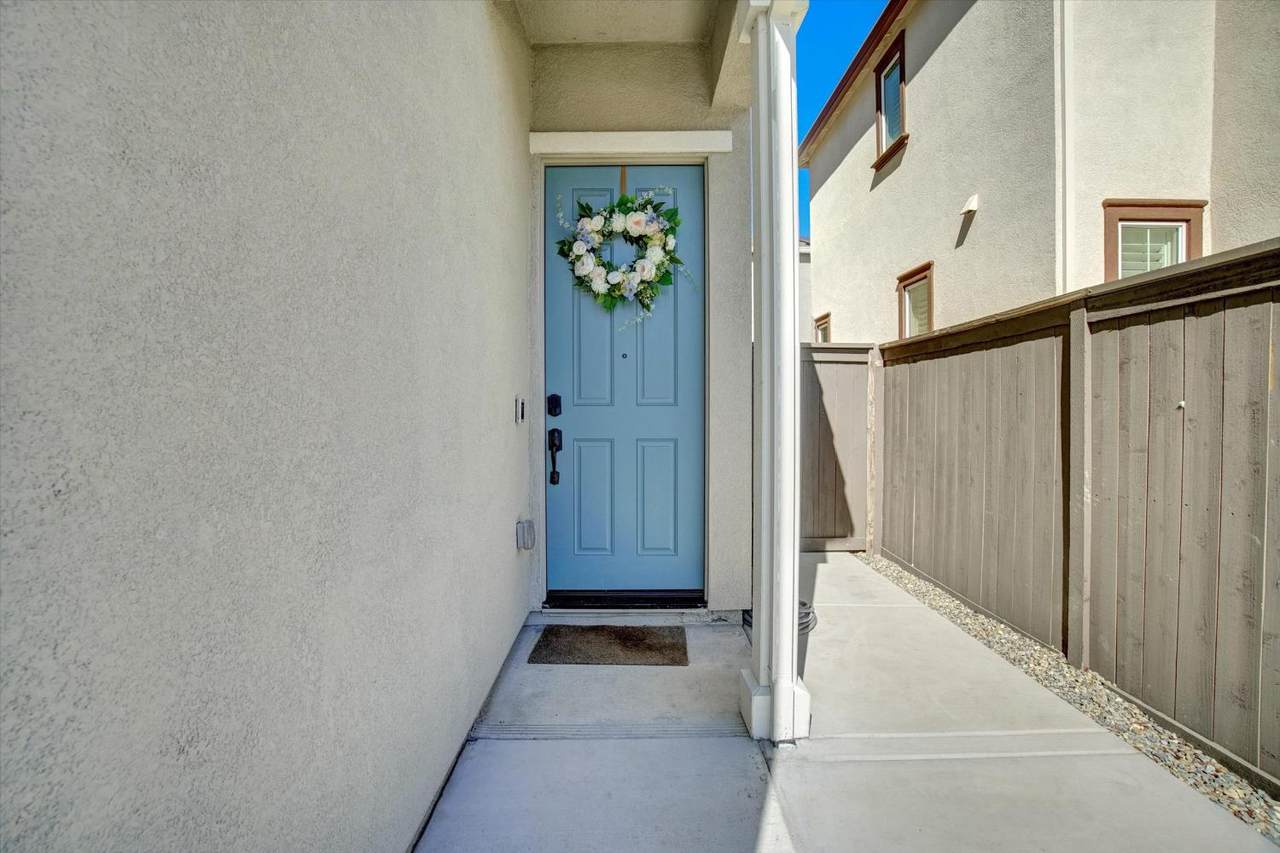 https://bt-photos.global.ssl.fastly.net/sacramento/1280_boomver_1_561060552-2.jpg