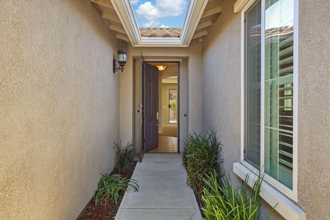 https://bt-photos.global.ssl.fastly.net/sacramento/1280_boomver_1_561060619-2.jpg