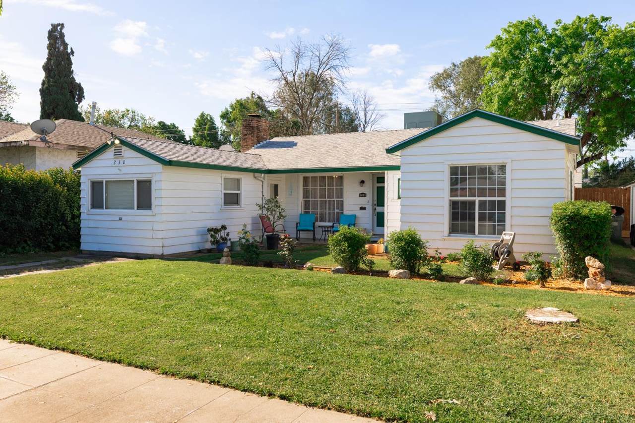230 25th Street - Photo 1