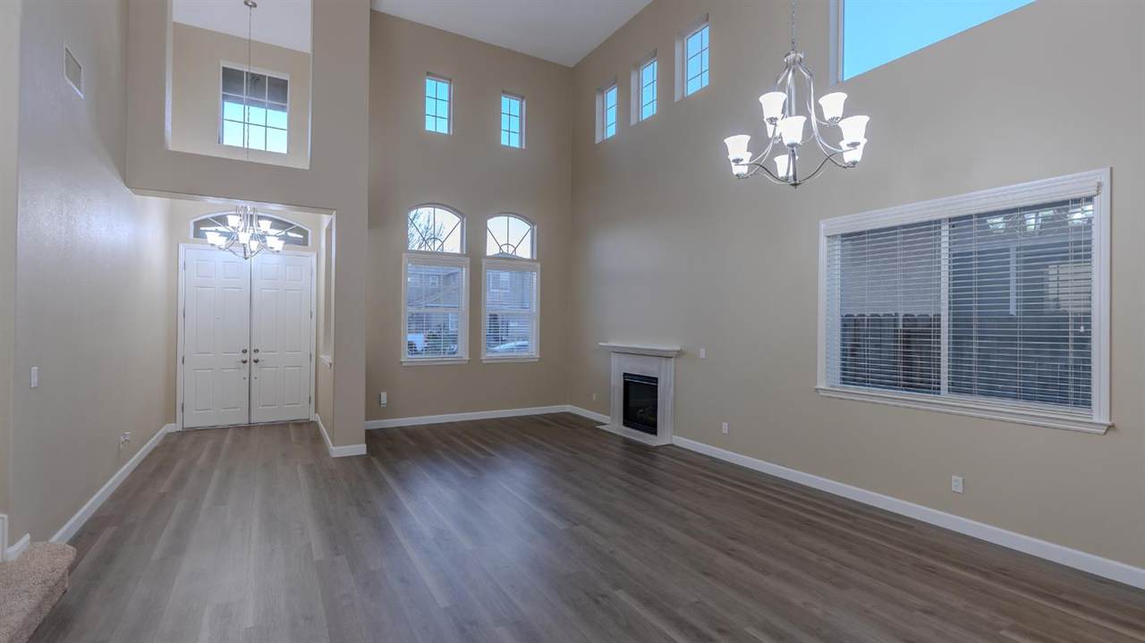 https://bt-photos.global.ssl.fastly.net/sacramento/1280_boomver_1_561060695-2.jpg