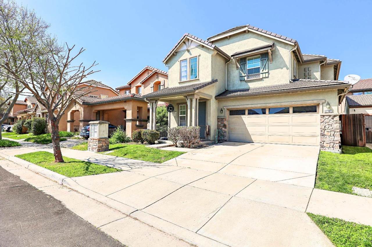 17385 Stone Celler Way - Photo 1