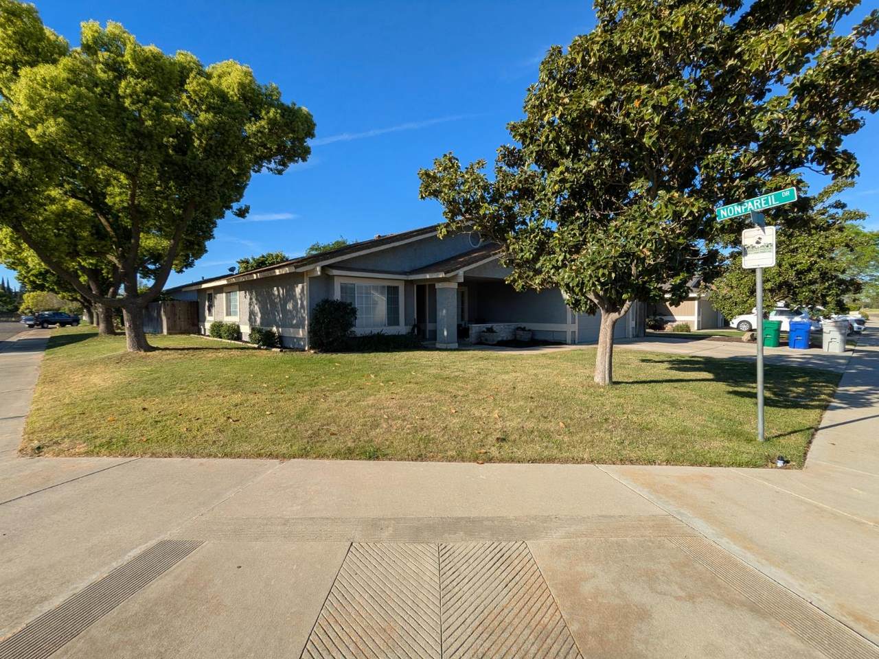 https://bt-photos.global.ssl.fastly.net/sacramento/1280_boomver_1_561060940-2.jpg
