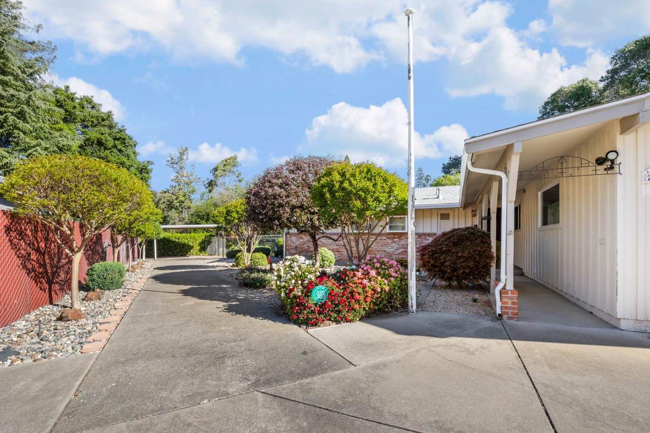 https://bt-photos.global.ssl.fastly.net/sacramento/1280_boomver_1_561061748-2.jpg