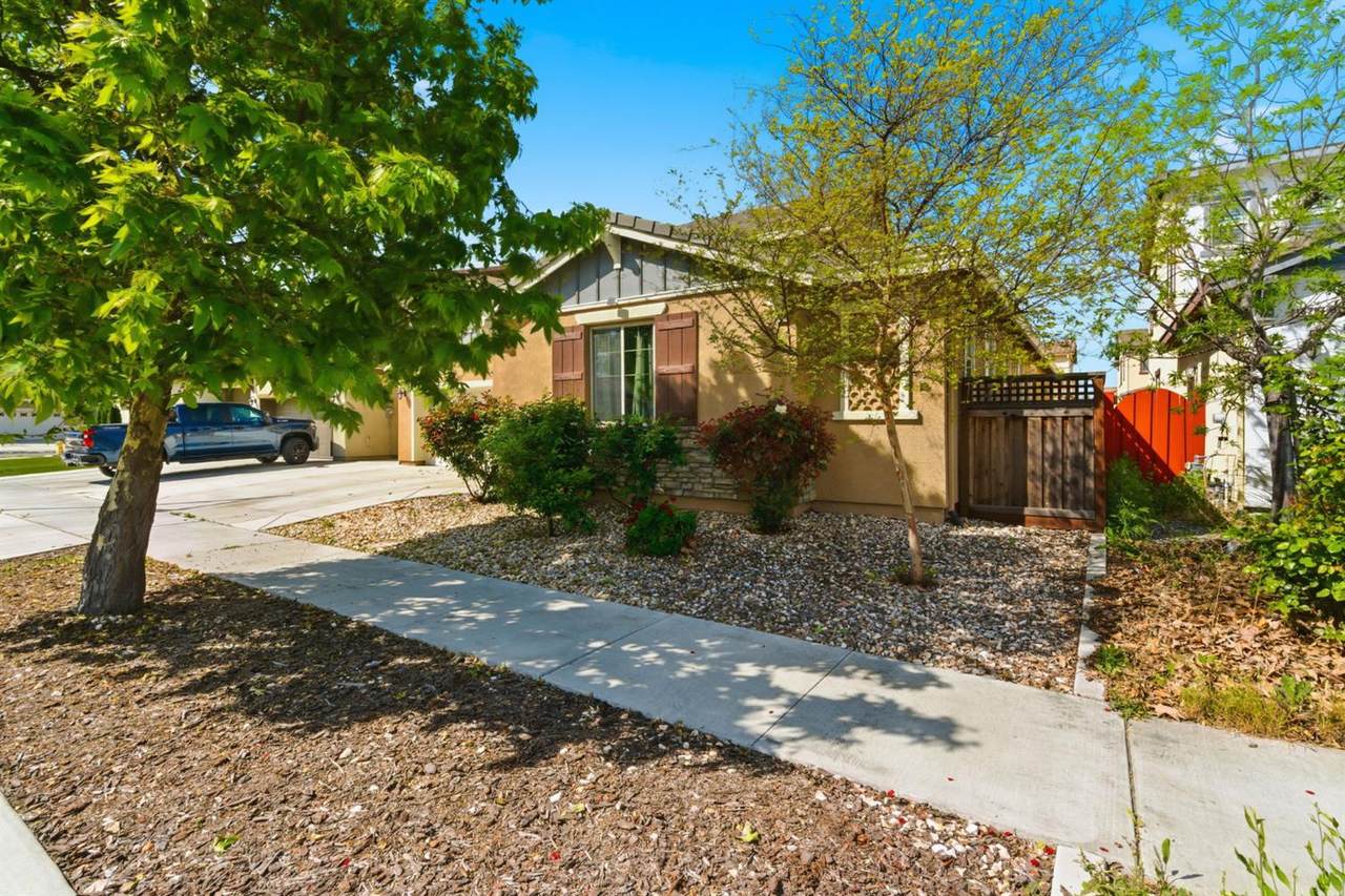 https://bt-photos.global.ssl.fastly.net/sacramento/1280_boomver_1_561061879-2.jpg