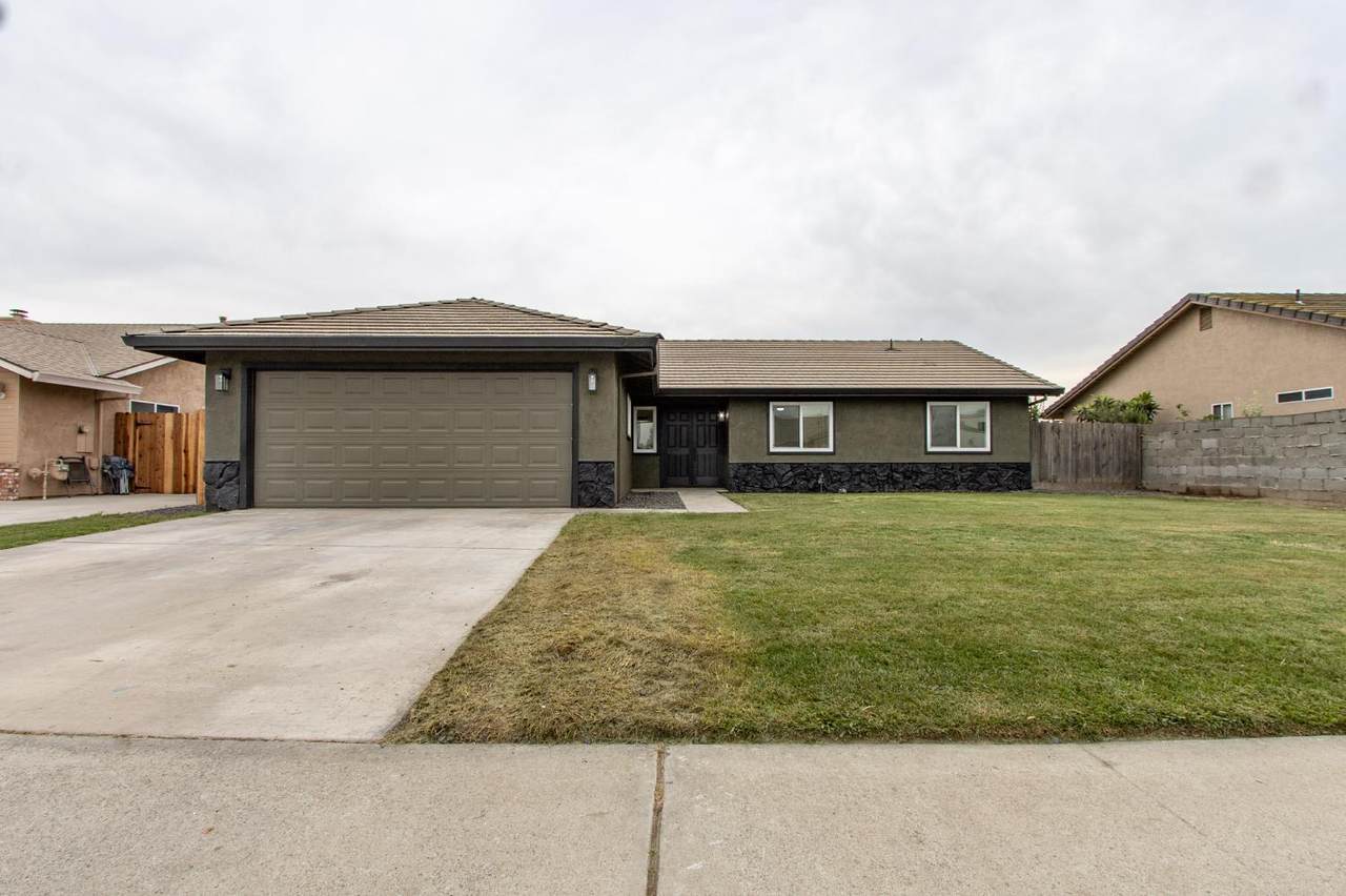 19733 Astoria Drive - Photo 1