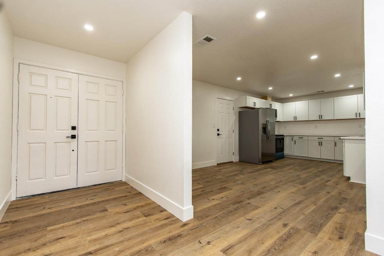 https://bt-photos.global.ssl.fastly.net/sacramento/1280_boomver_1_561063310-2.jpg