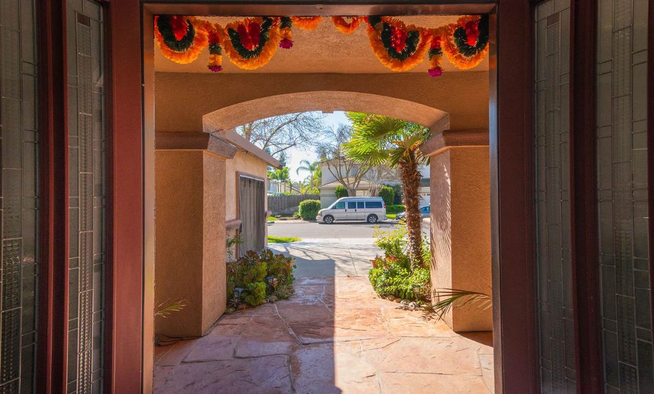 https://bt-photos.global.ssl.fastly.net/sacramento/1280_boomver_1_561063387-2.jpg