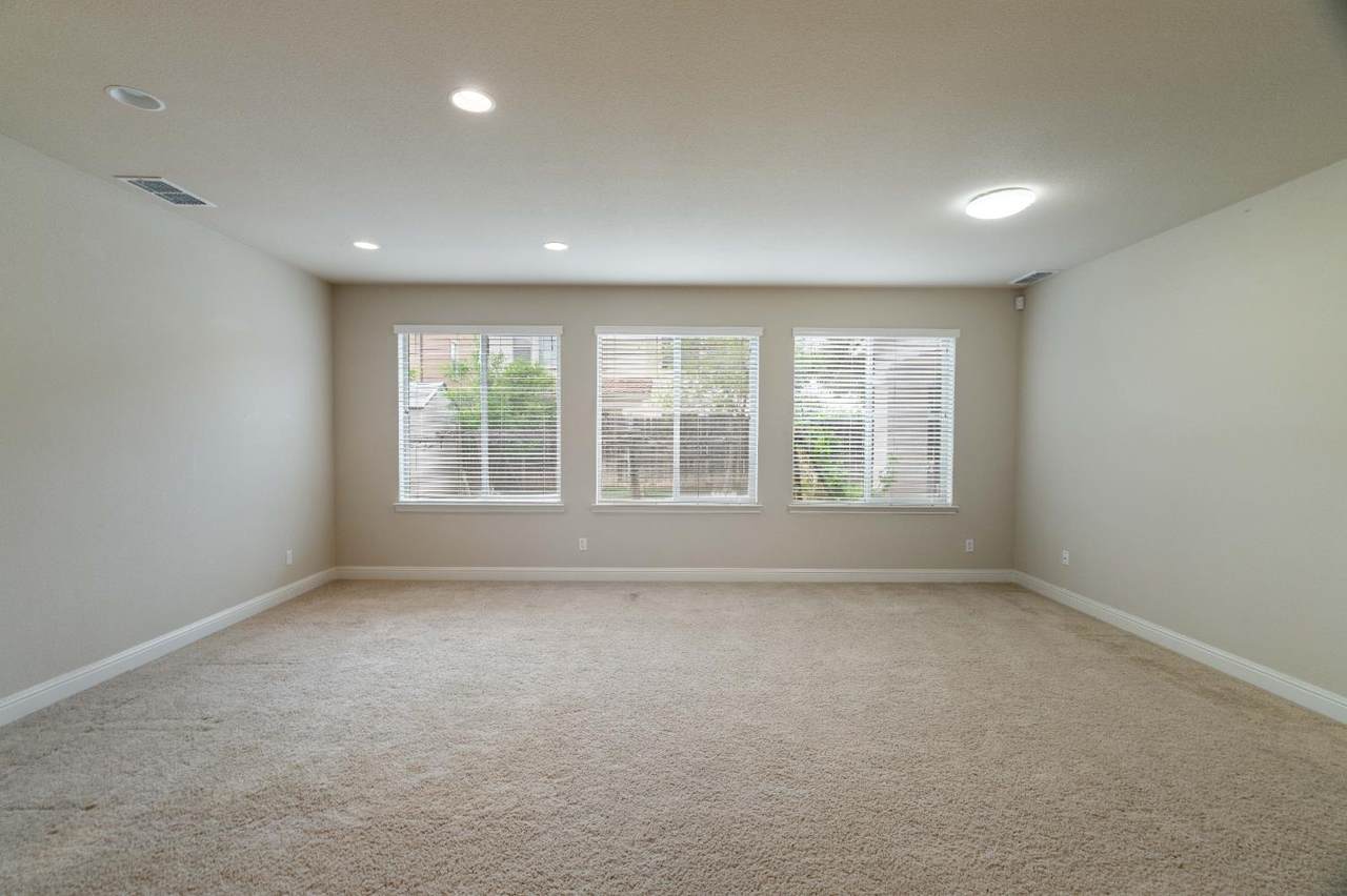 https://bt-photos.global.ssl.fastly.net/sacramento/1280_boomver_1_561063432-2.jpg